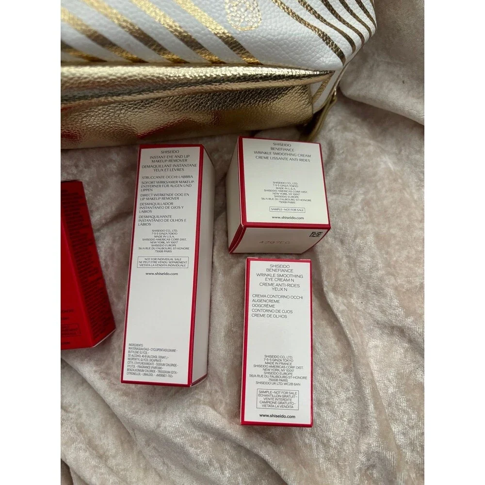 Shiseido skincare set of 5 plus bag